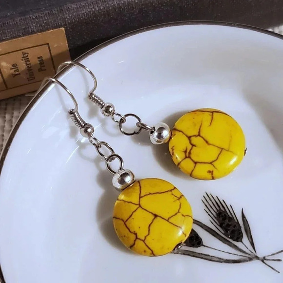 Handcrafted Silver and Yellow Magnesite Gemstone Puffed Coin Dangle Earrings - Picture 5 of 7